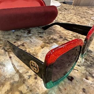 Gucci sunglasses